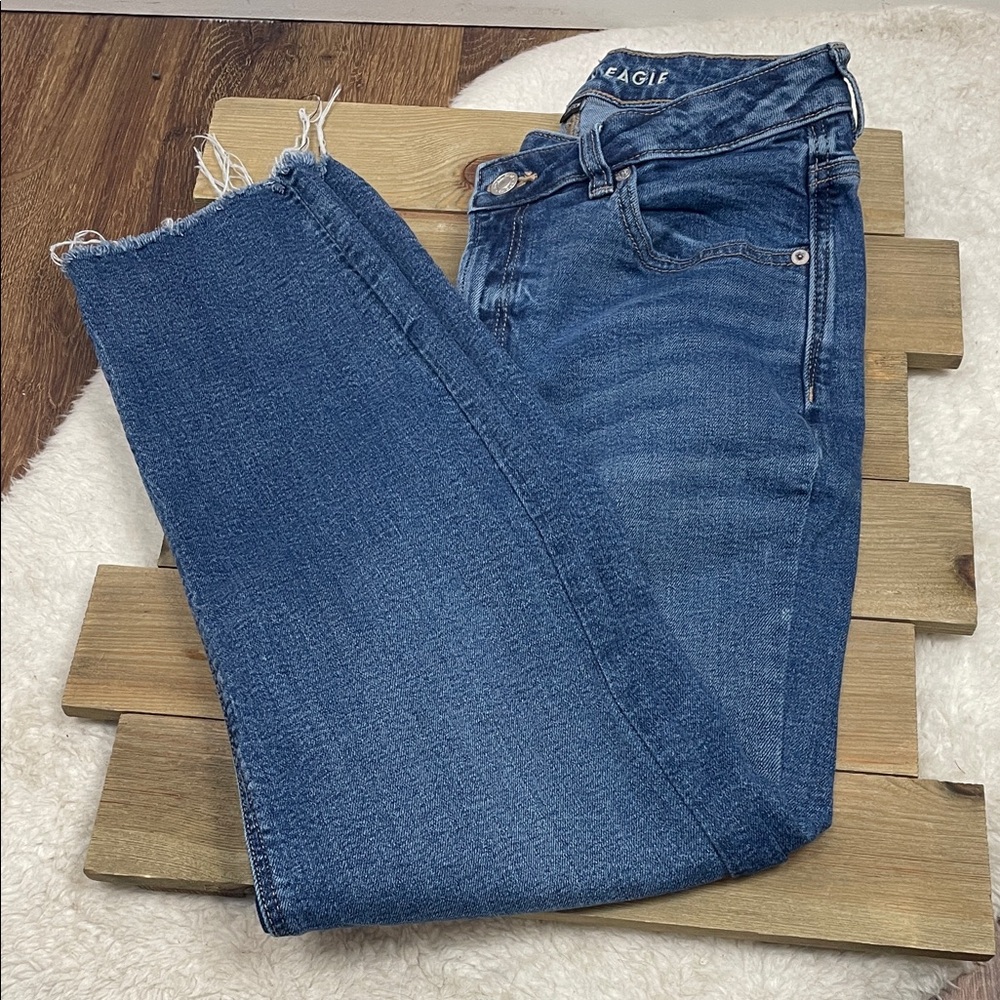 American Eagle Mom Straight Jeans Crossover Waist - Picture 3 of 9